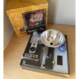Vintage Brownie Hawkeye Outfit Flash Camera Original Box 1950's No.177L w/ Bulbs